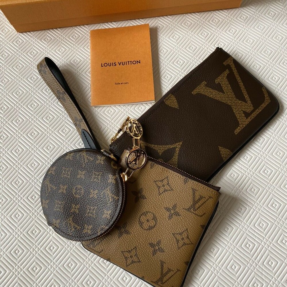 LOUIS VUITTON Reverse Trio Pochette Canvas Giant Mono M68756 Authentic - Picture 2 of 5